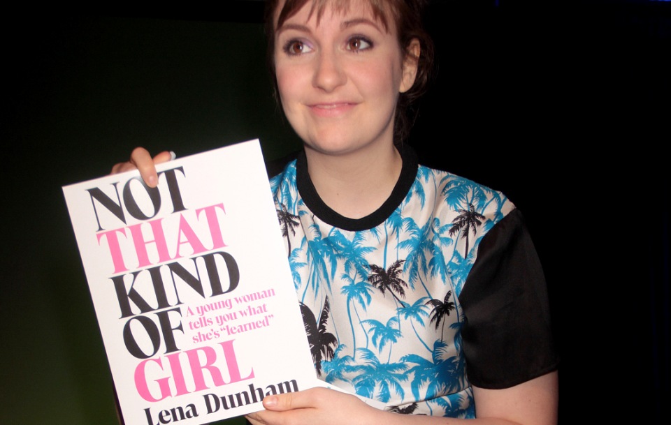 η-lena-dunham-παρουσίασε-το-νέο-βιβλίο-της-not-that-kind-of-girl-2027000