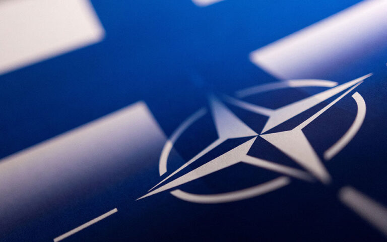 Φινλανδία: Η επιτροπή άμυνας συνιστά την ένταξη στο ΝΑΤΟ