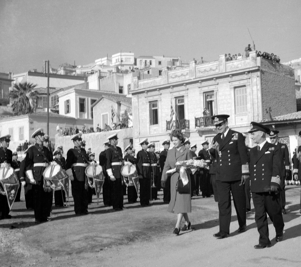 Πέθανε η Βασίλισσα Ελισάβετ-2