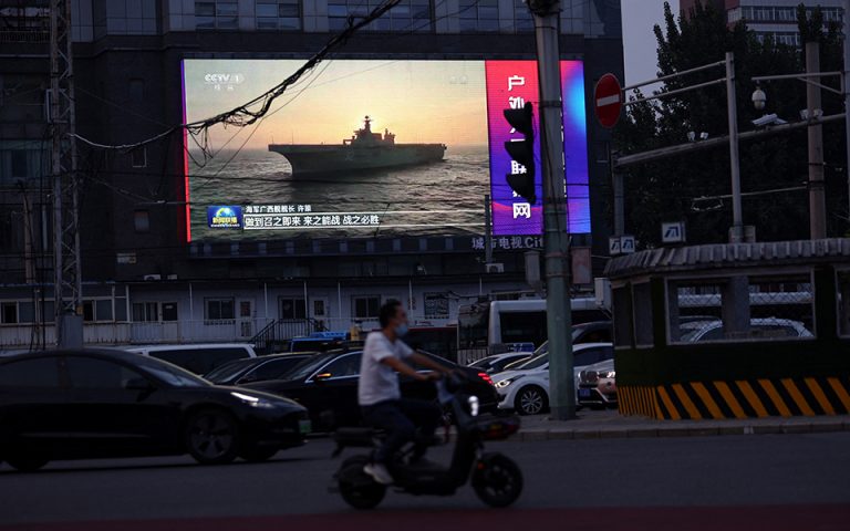 Κορυφώνεται το μπρα ντε φερ Κίνας – ΗΠΑ στην Ταϊβάν