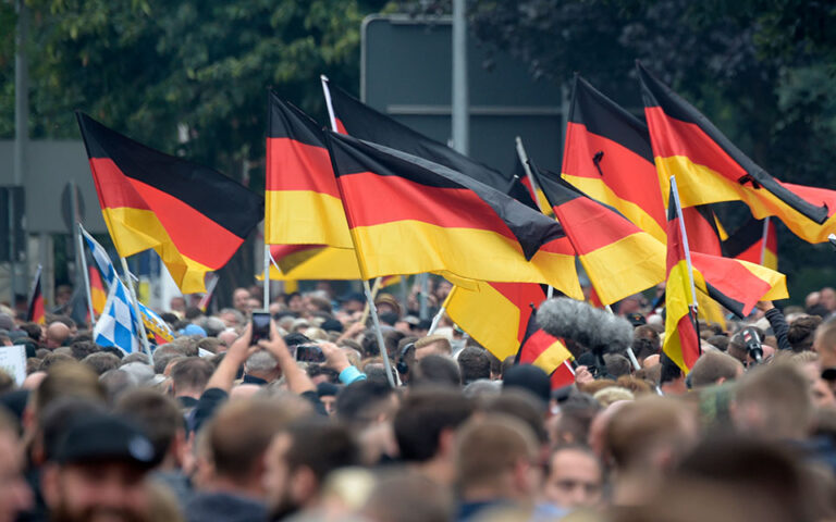 Γερμανία: Όσα γνωρίζουμε για τους «Πολίτες του Ράιχ» – Πώς «κέρδισαν» έδαφος την περίοδο της πανδημίας