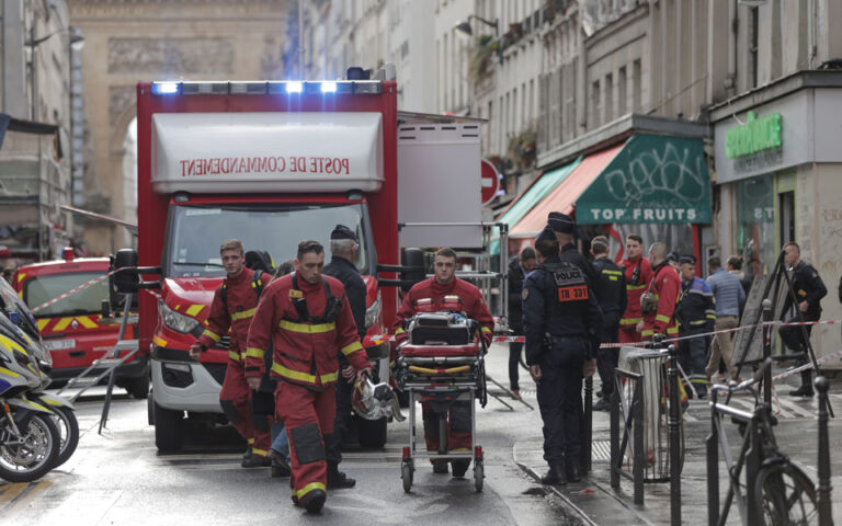 Παρίσι: Γνωστός στις Αρχές ο δράστης της ένοπλης επίθεσης