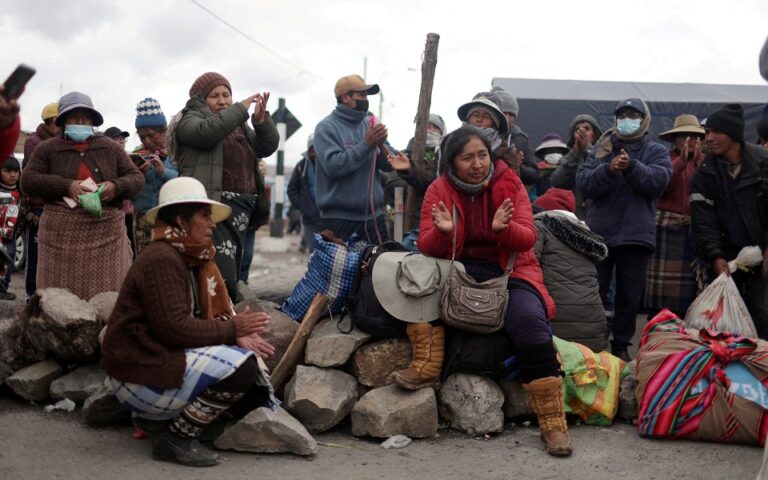 Περού: Εξι στρατιώτες πνίγονται προσπαθώντας να αποφύγουν διαδηλωτές