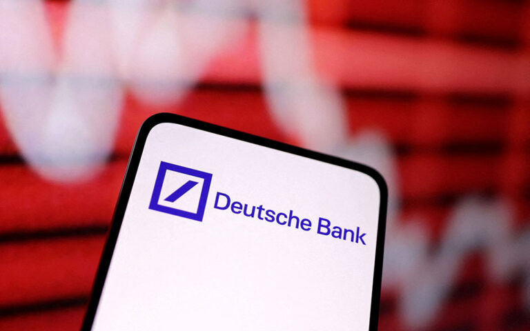Τι συμβαίνει με την Deutsche Bank – Είναι η επόμενη Credit Suisse;
