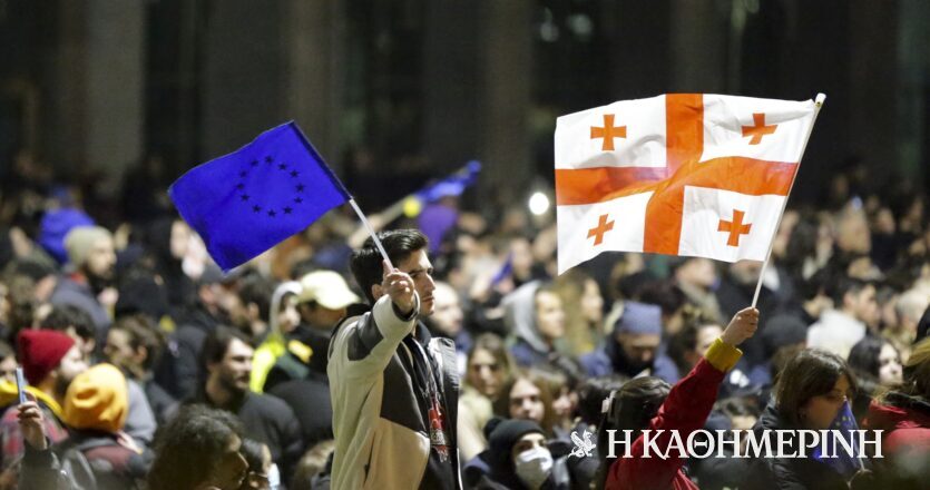 Υποχώρησε η κυβέρνηση στη Γεωργία