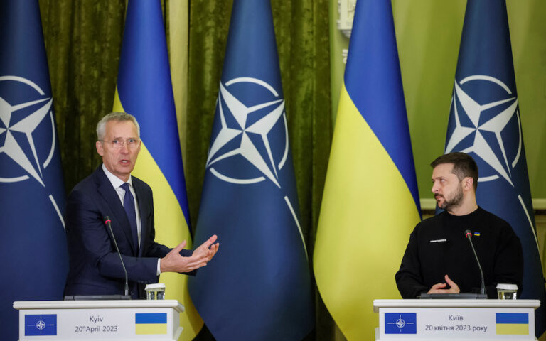 Στόλτενμπεργκ από Κίεβο: Η θέση της Ουκρανίας είναι στο ΝΑΤΟ