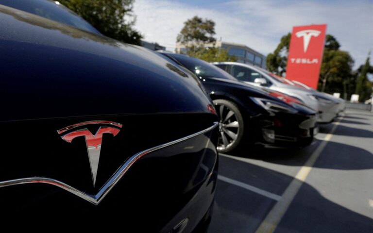 Η Tesla για πρώτη φορά θα αρχίσει να διαφημίζεται