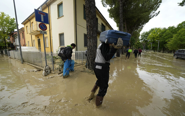 Ιταλία-Κακοκαιρία: 36.000 άνθρωποι εγκατέλειψαν τα σπίτια τους – Στις πληγείσες περιοχές η Μελόνι