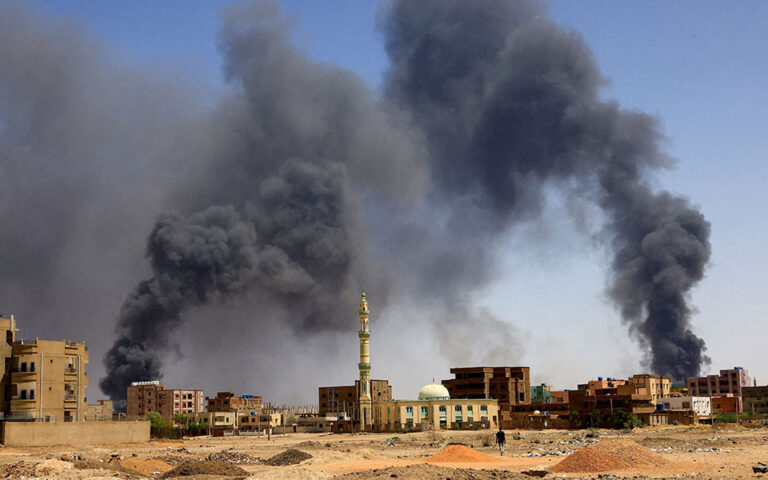 Σουδάν: Νέες συγκρούσεις θέτουν σε κίνδυνο την κατάπαυση του πυρός