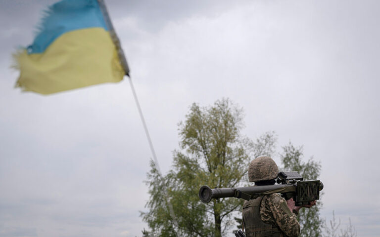 Ουκρανία: Στο Κίεβο απεσταλμένος του Πεκίνου για να συζητήσει μια «πολιτική διευθέτηση»