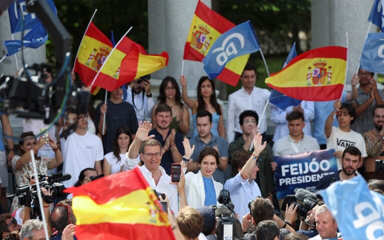 Ισπανία: Νέα δημοσκόπηση φέρνει πολύ κοντά στην εξουσία τη Δεξιά, χάρη στο μέτωπο κατά του Σάντσεθ
