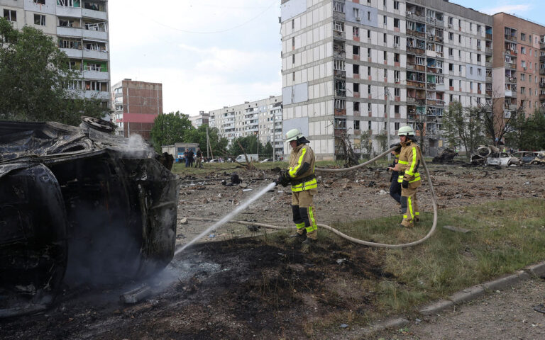 Ουκρανία: Τουλάχιστον 38 τραυματίες από ρωσική πυραυλική επίθεση