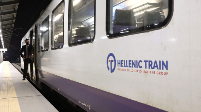 hellenic-train-αμαξοστοιχία-ακινητοποιήθηκε-στο-562538608