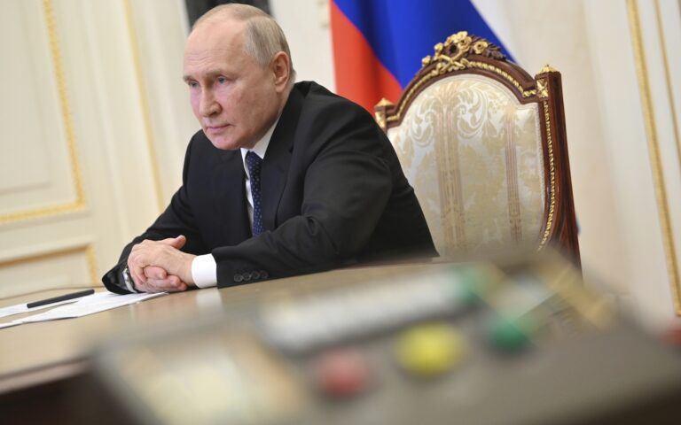 Πούτιν: Η Μόσχα θα επιστρέψει στη συμφωνία για τα σιτηρά εάν ικανοποιηθούν τα αιτήματά της