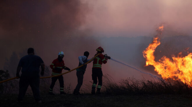πορτογαλία-μεγάλη-πυρκαγιά-στην-περι-562556554