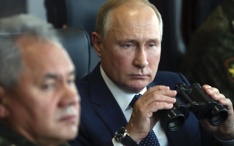 «Η Ρωσία ακύρωσε άσκηση λόγω έλλειψης στρατιωτών και εξοπλισμού»