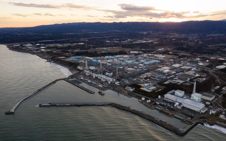 Τα μολυσμένα νερά της Φουκουσίμα: H τετραμερής… εμπλοκή για την απόρριψή τους στον Ειρηνικό