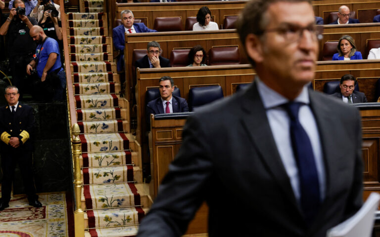 Ισπανία: Ο Φεϊχό απέτυχε να εκλεγεί πρωθυπουργός – Το μπαλάκι τώρα στον Σάντσεθ