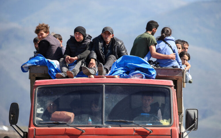 Η Αρμενία ζητά τη βοήθεια της ΕΕ για τους πρόσφυγες από το Ναγκόρνο Καραμπάχ
