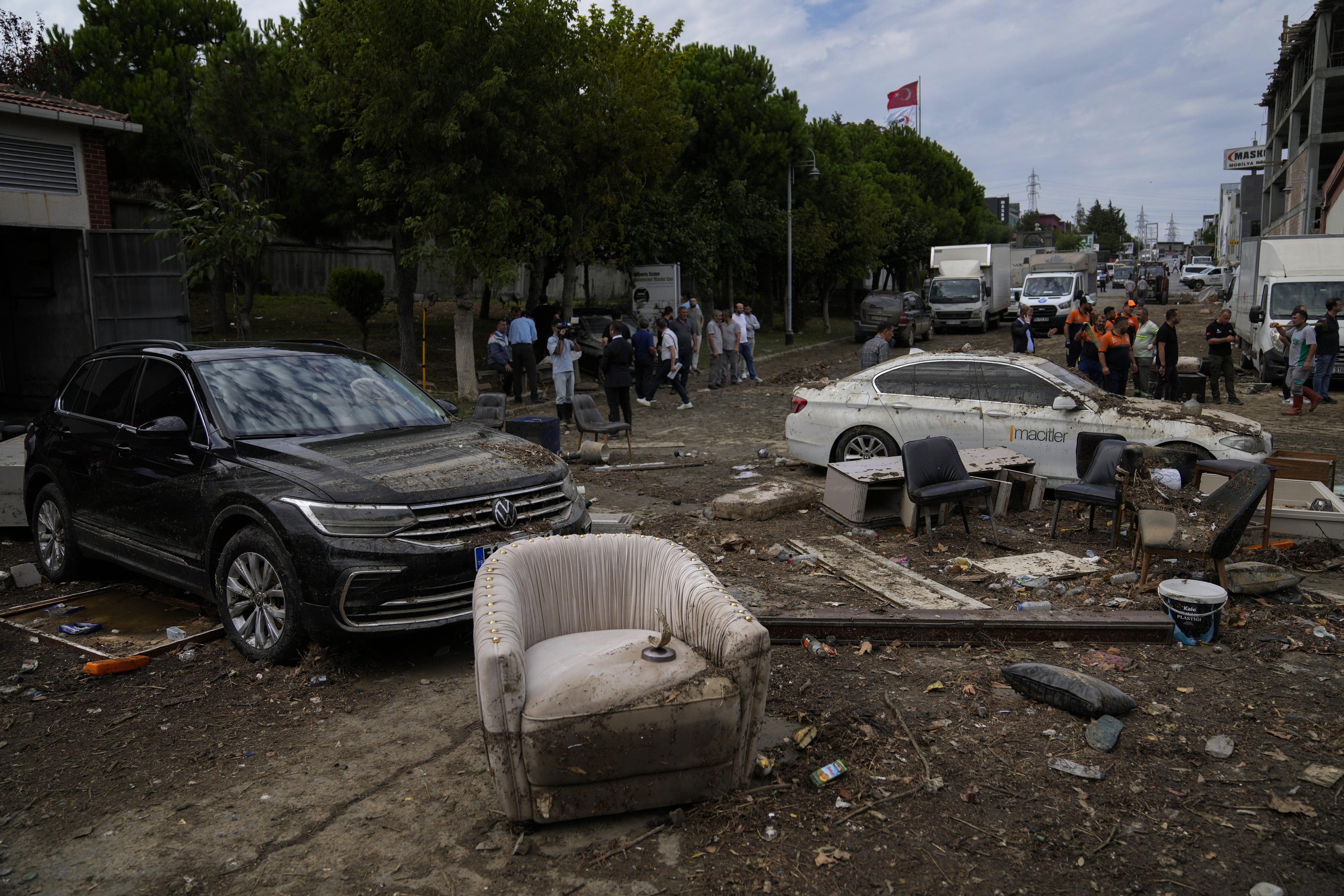 Σε 11 ημέρες 8 καταστροφικές πλημμύρες – Πότε θα είναι η επόμενη;-2