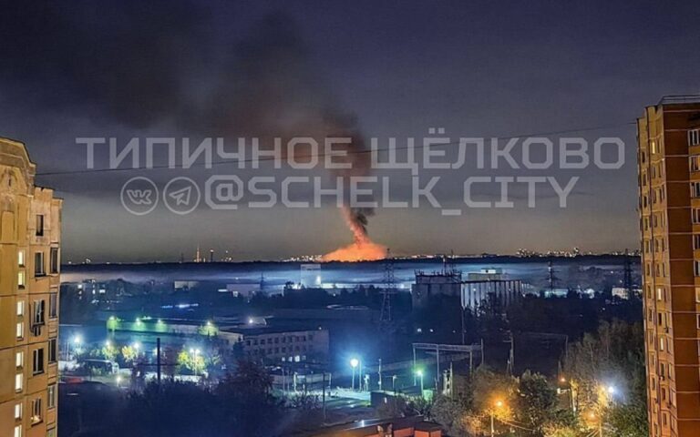 Ρωσία: Φωτιά και εκρήξεις σε αεροπορική βάση στα περίχωρα της Μόσχας