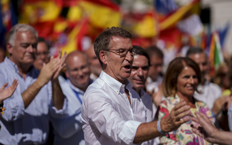 Ο Φεϊχό κυνηγά το απίθανο: Να γίνει πρωθυπουργός της Ισπανίας