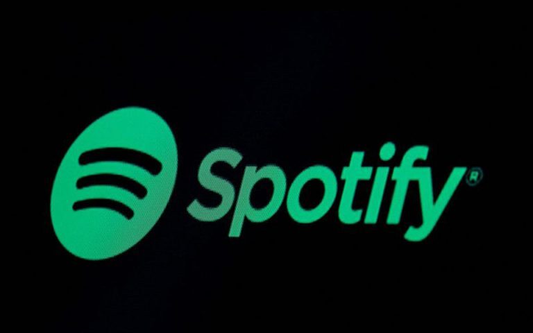 Το Spotify ετοιμάζει μεταγλωττισμένα podcasts