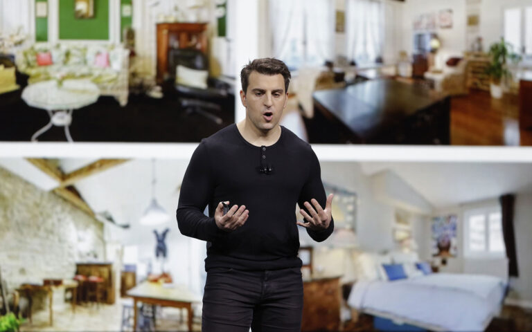 Εκκληση από τον CEO της Airbnb για μείωση τιμών στα καταλύματα