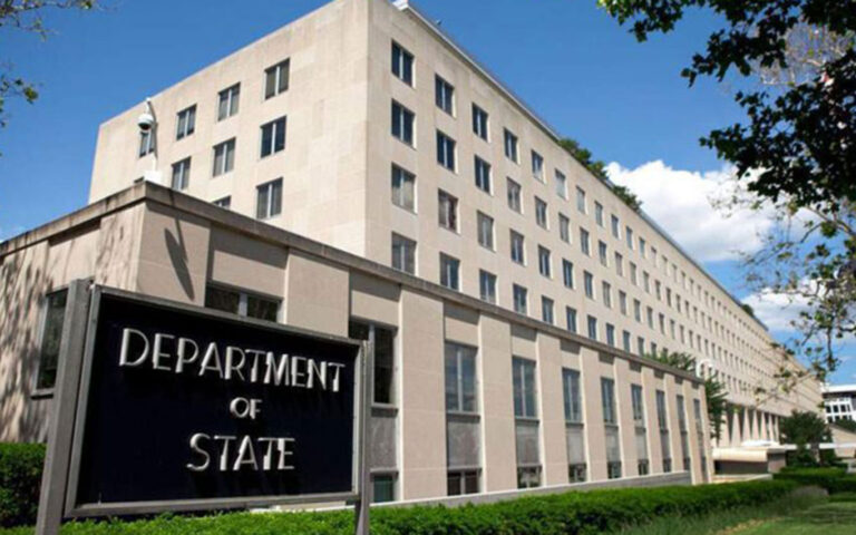 Οι ΗΠΑ απομακρύνουν προσωπικό από την πρεσβεία στη Βαγδάτη