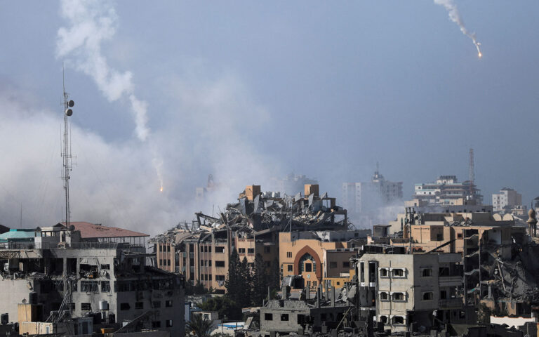 Σκληρές μάχες στην καρδιά της Γάζας
