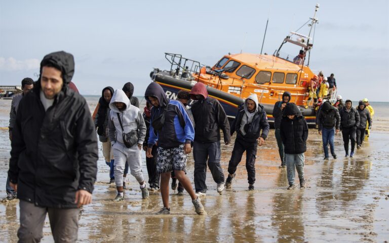 Μεταναστευτικό: Νέο πλήγμα για τον Σούνακ