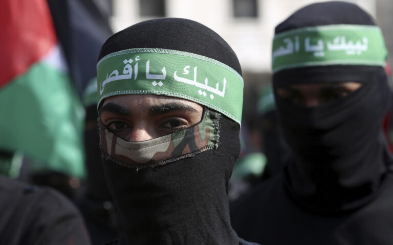 «Η Χαμάς στέλνει μηνύματα στις οικογένειες των ομήρων»
