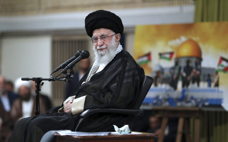 Ο ανώτατος ηγέτης του Ιράν καλεί σε μποϊκοτάζ του Ισραήλ