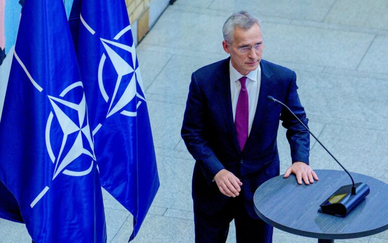 Ο Στόλτενμπεργκ καλεί την Ουγγαρία να επικυρώσει την εισδοχή της Σουηδίας στο NATO «το ταχύτερο δυνατό»