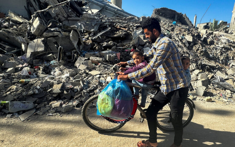 Κρίσιμη στιγμή για ομήρους και αμάχους στη Γάζα – Οι πιθανές «απειλές»