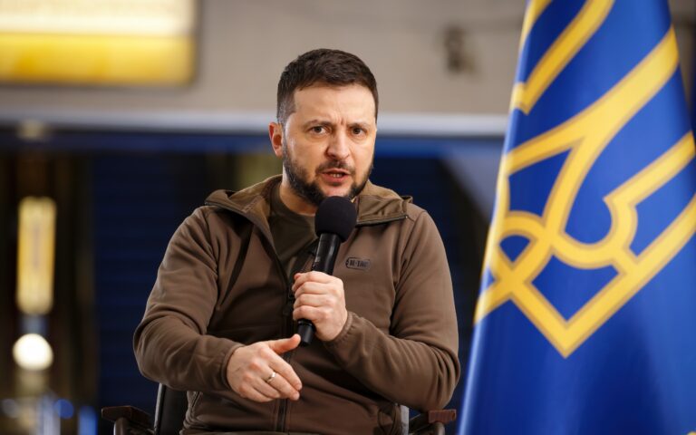 Ο Ζελένσκι προσκαλεί τον Τραμπ να επισκεφθεί την Ουκρανία