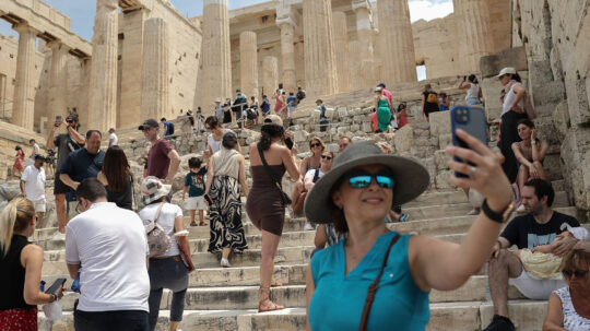 Πώς βαθμολογούν την Αθήνα οι ξένοι τουρίστες