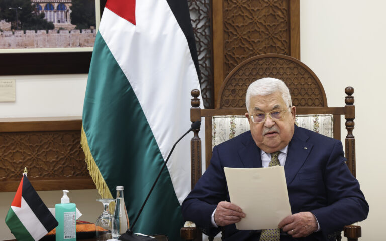 Ο Μαχμούντ Αμπάς ζητά διεθνή ειρηνευτική διάσκεψη για τη Γάζα