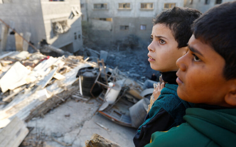 Η «αρχή του τέλους» για τη Γάζα της Χαμάς και οι απειλές για ομήρους και αμάχους