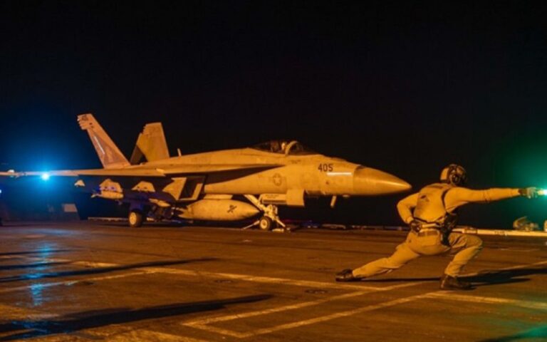 Οι ΗΠΑ αναφέρουν την καταστροφή πυραύλων και drone των Χούθι