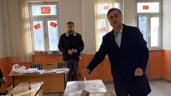 τουρκία-ο-υποψήφιος-του-φιλοκουρδικο-562963417