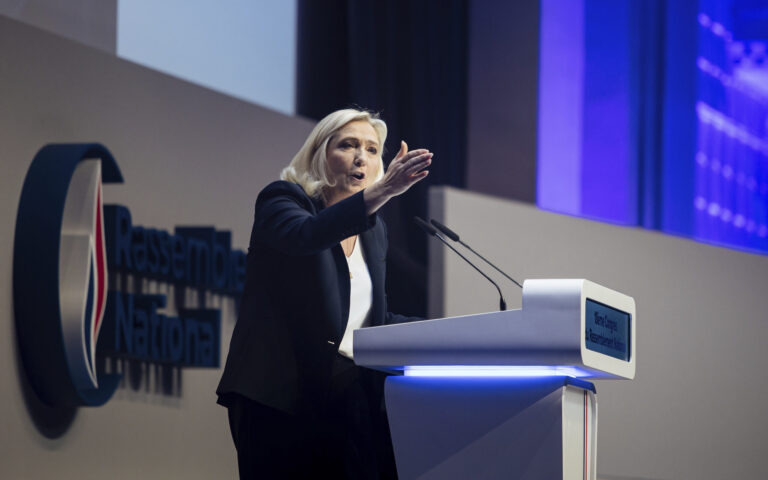 Η γαλλική Ακροδεξιά προς άγραν ψηφοφόρων