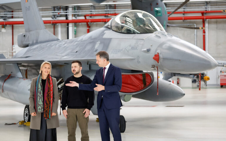 Το Βέλγιο στέλνει 30 F-16 στην Ουκρανία