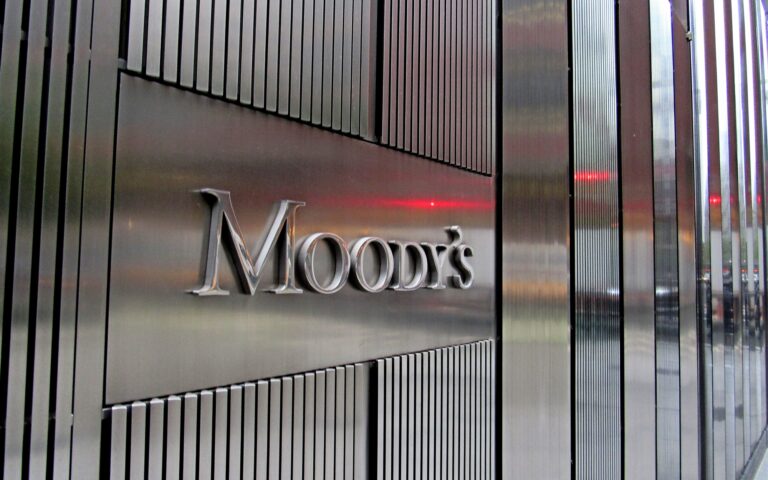 Δύσκολα θα εφαρμοστούν οι νέοι κανόνες για το χρέος, λέει η Moody’s