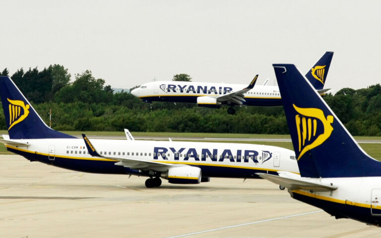 Ryanair: Ρεκόρ ετήσιων κερδών 1,92 δισ. ευρώ