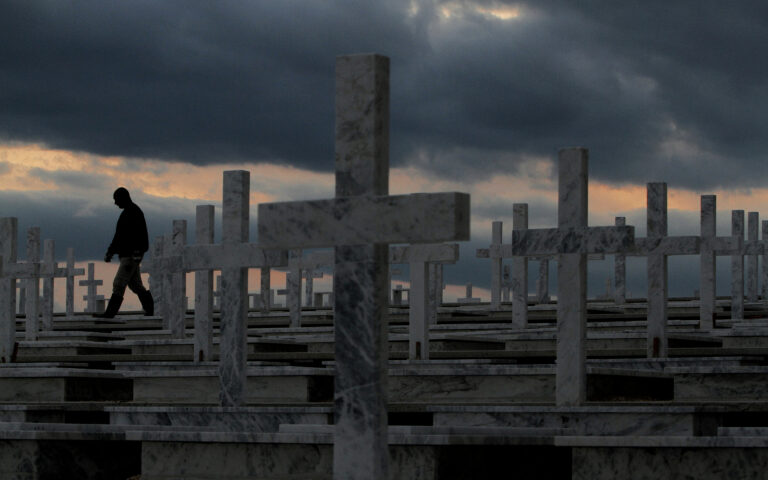 Επαναπατρίζονται τα λείψανα οκτώ Ελλήνων πεσόντων στην Κύπρο