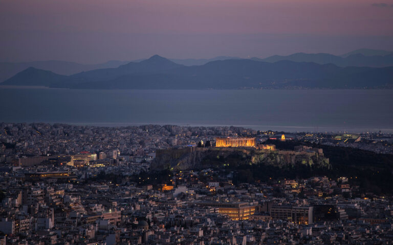 22.600 εκατομμυριούχοι και 3 δισεκατομμυριούχοι ζουν στην Αθήνα