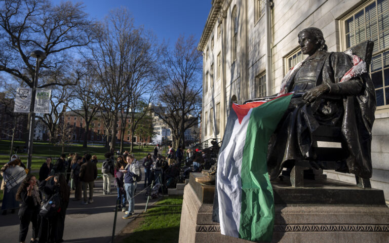 ΗΠΑ: Συμφωνία του Χάρβαρντ με φοιτητές για τον τερματισμό των διαδηλώσεων
