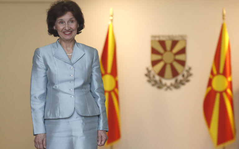 Σιλιάνοφσκα: «Eχω το δικαίωμα να χρησιμοποιώ το όνομα Μακεδονία»