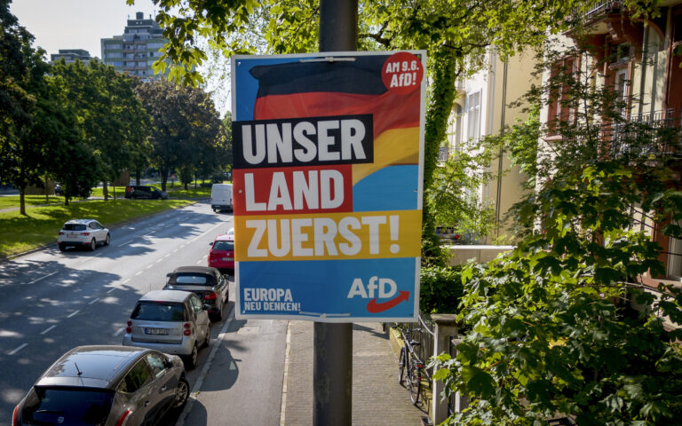 Γερμανία: Η ευρωομάδα «Ταυτότητας και Δημοκρατίας» αποβάλλει την AfD